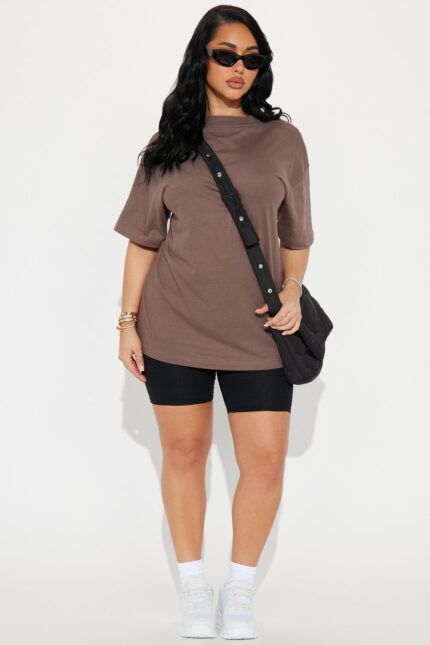 The Oversized Boyfriend Tee - Brown