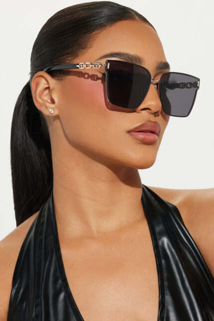 One Night Only Sunglasses - Black