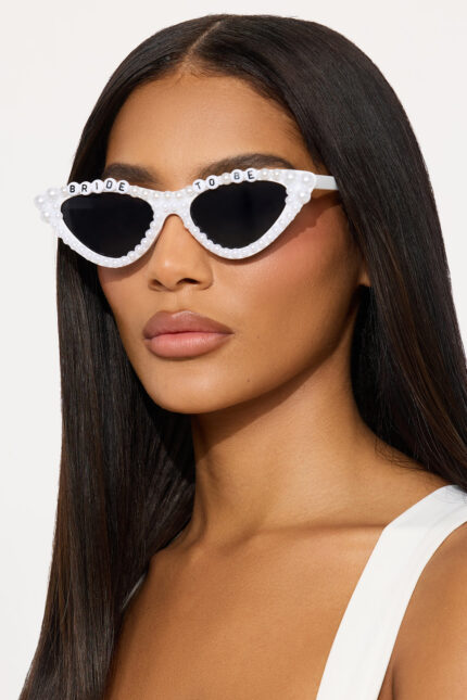 Bride To Be Faux Pearl Sunglasses - White