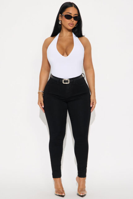Petite Classic Beauty Booty Lifter Skinny Jeans - Black