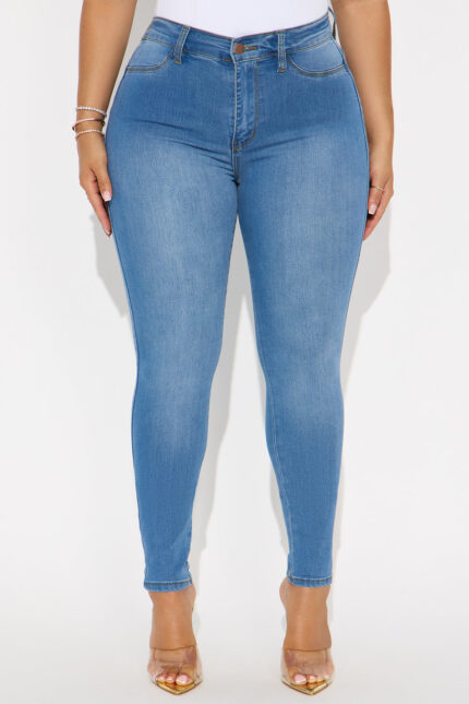 Petite Classic Beauty Booty Lifter Skinny Jeans - Medium Blue Wash