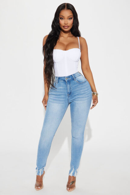 Hearing You Out Stretch Skinny Jeans - Medium Wash