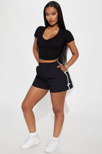 Savanna Windbreaker Track Short - Black/White