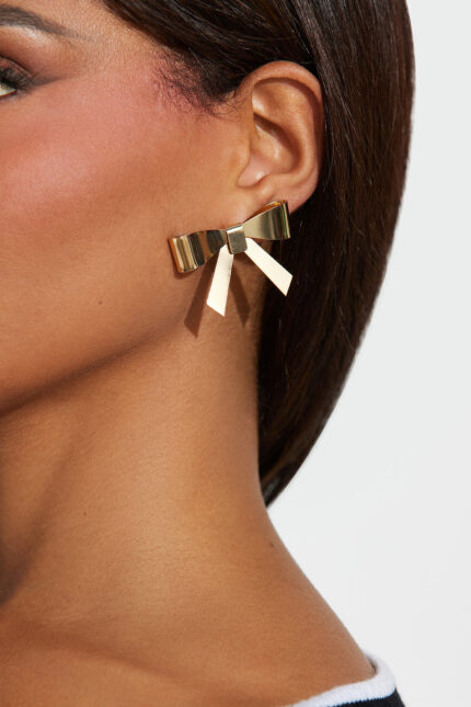 The Gift That Keeps On Giving Earrings - Gold