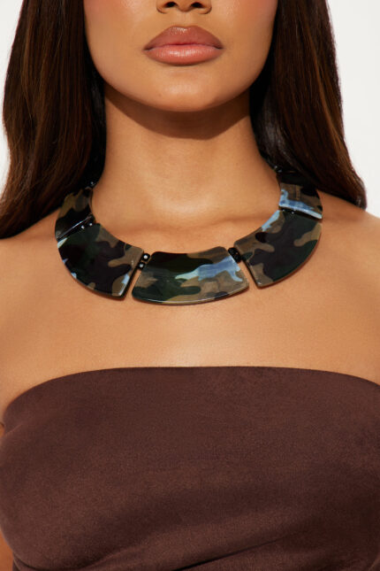 Hidden Hero Necklace - Camouflage